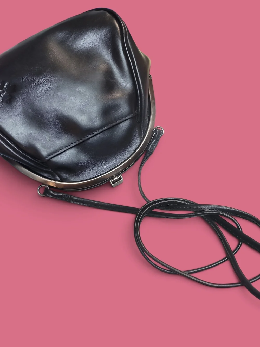 Patricia Nash Portafina Frame Black Leather Kisslock Crossbody Bag EUC